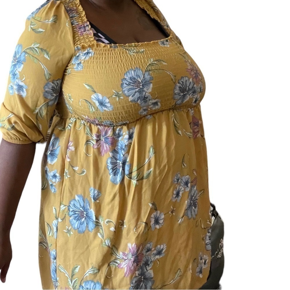 Xhilaration Yellow Tie Neck Floral Tunic With 3/4 Sleeves - Picture 3 of 5